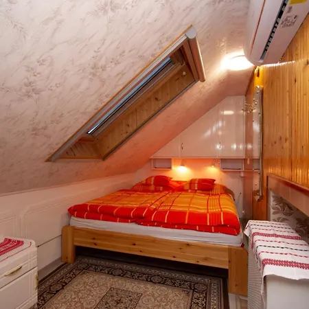 Amalia Apartment