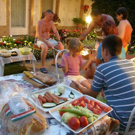 Amalia דירה גיולה