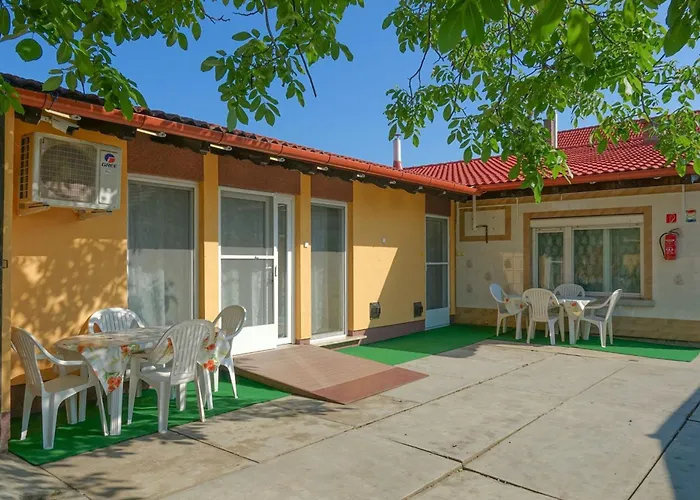 Amália * Gyula